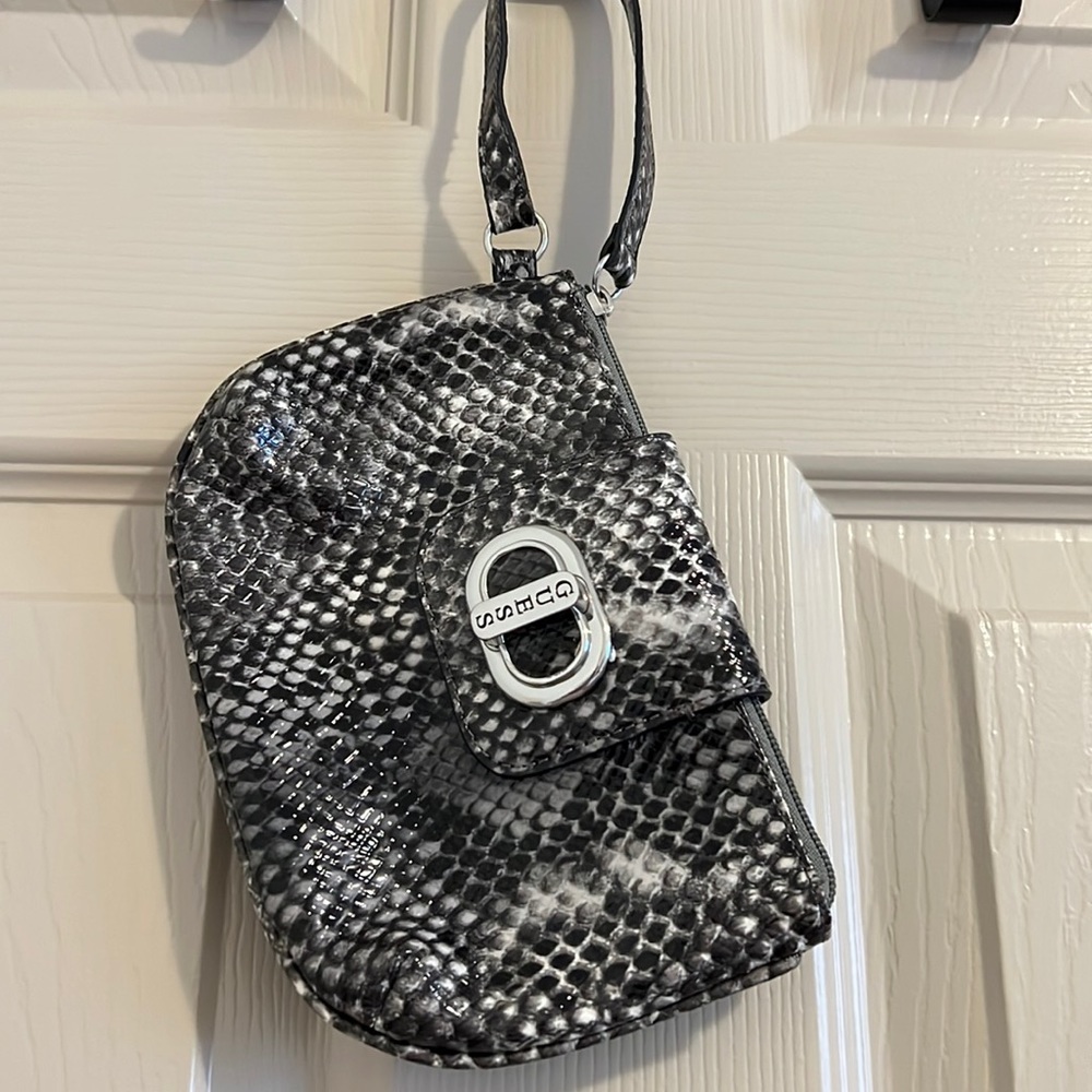 Guess wristlet